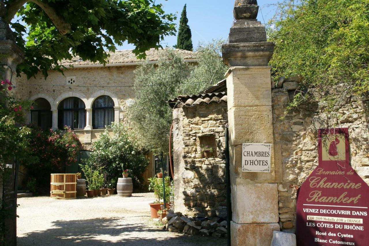Domaine Chanoine Rambert Saint-Andre-d'Olerargues 外观 照片